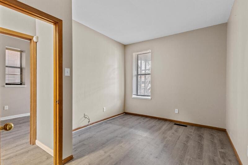 Building Photo - 3831 McRee Ave