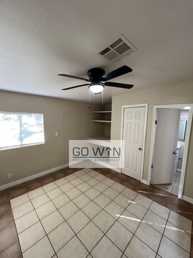 Building Photo - 3546 W Roosevelt St