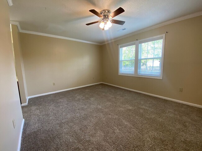 Building Photo - 4310 Oneal Place