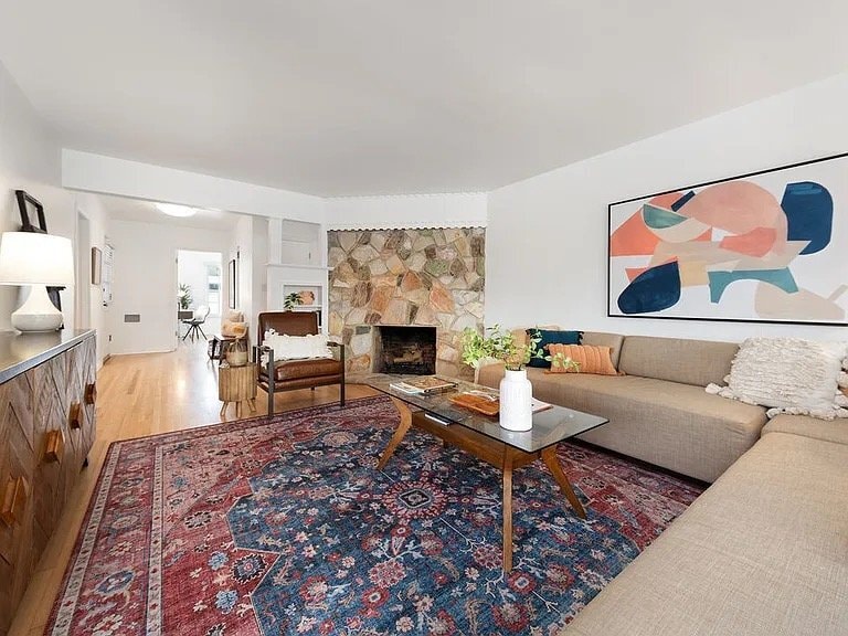 Building Photo - 10746 Cranks Rd