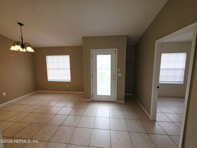 Building Photo - 38 Pebble Wood Ln