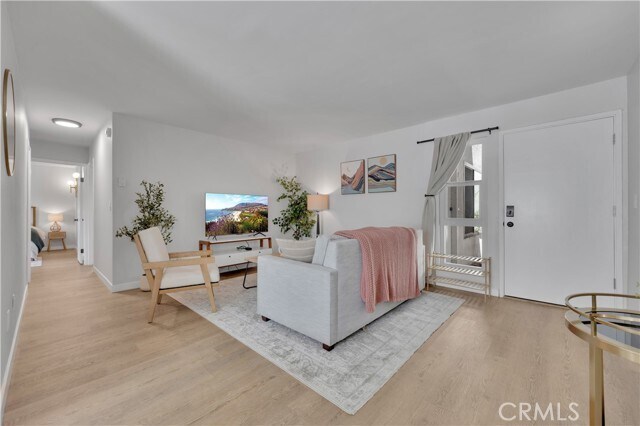 Primary Photo - 6679 Linda Vista Rd