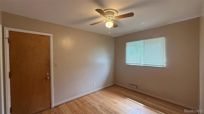 Building Photo - 24290 Eastwood St