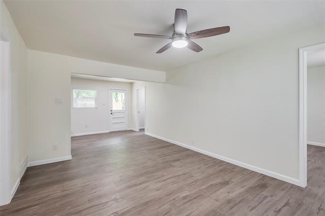 Building Photo - 3212 San Vicente Ave
