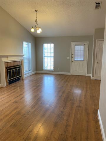 Building Photo - 2211 Forestbrook Dr