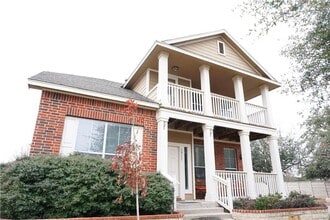 Building Photo - 1911 Big Bend Dr