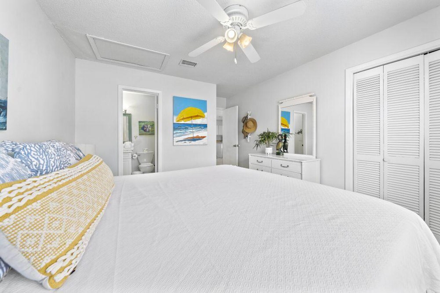 Building Photo - 25925 Canal Rd