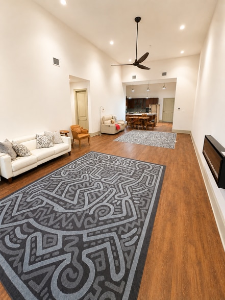 New Area rugs - 1201 Canal St