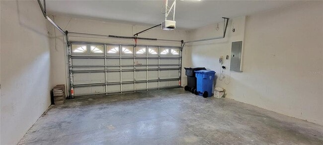 Building Photo - 18009 Maui Isle Dr