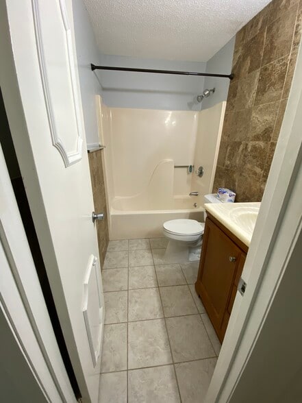 Building Photo - 13795 S Indian River Dr