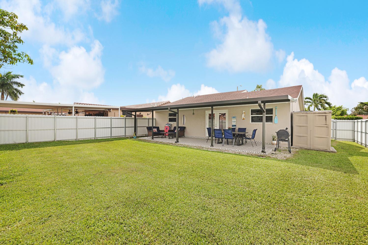 Building Photo - 13835 SW 23rd Ter