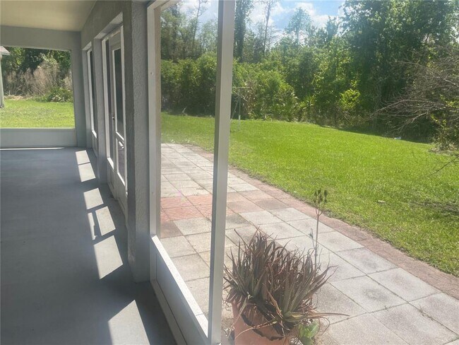 Building Photo - 116 Crescent Ct