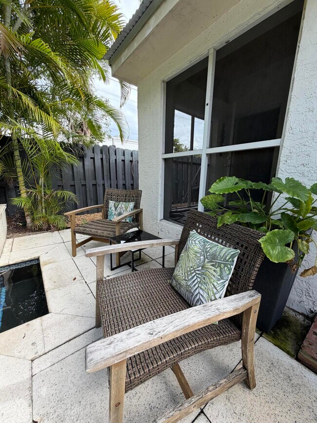 Building Photo - 515 Ardmore Rd