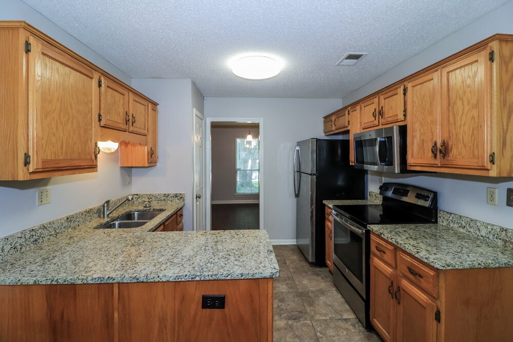 Building Photo - 5686 Richburg Ave