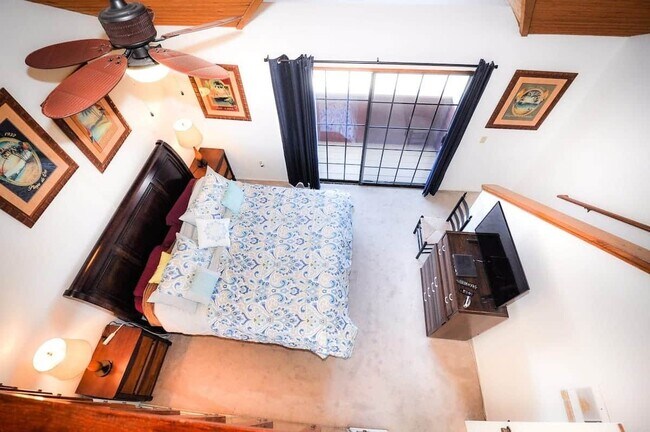 Building Photo - 731 Seacoast Dr