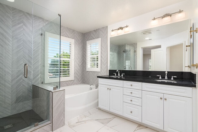 Building Photo - 3558 Summit Trail Ct