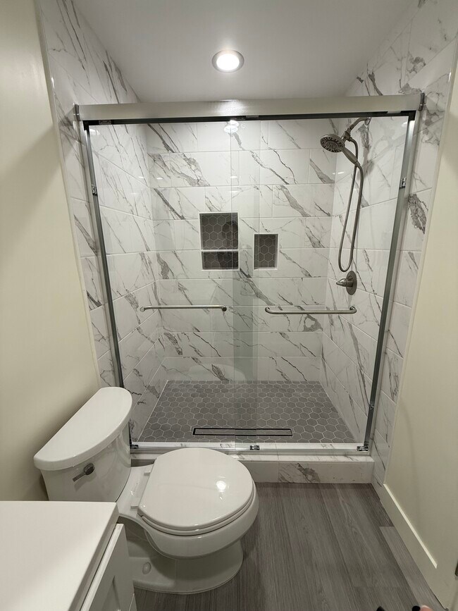 Building Photo - 18633 Community St