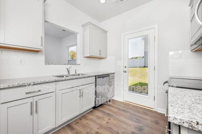 Building Photo - 1122 Banworth Ct