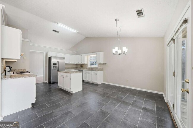 Building Photo - 3070 Bugle Dr