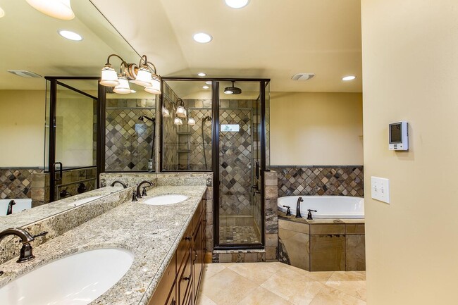 Building Photo - Long term lease in the heart of Park City! Available Mid October 2026