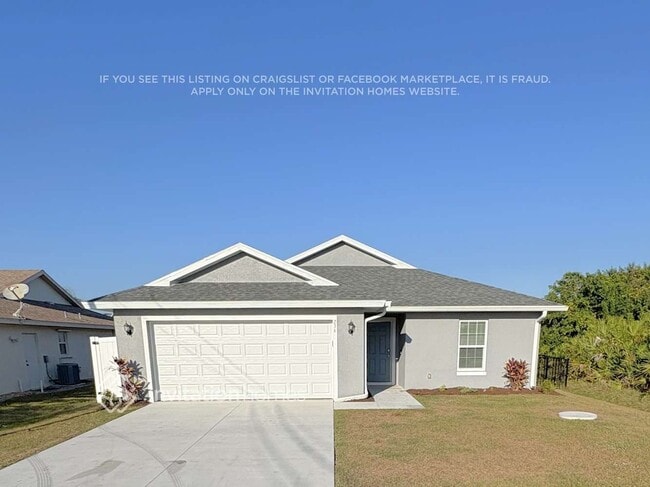 Building Photo - 236 Albatross Rd