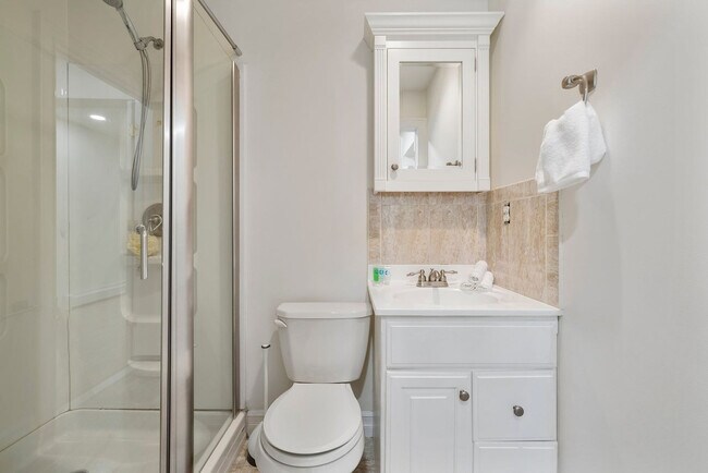 Building Photo - 45 Conklingtown Rd