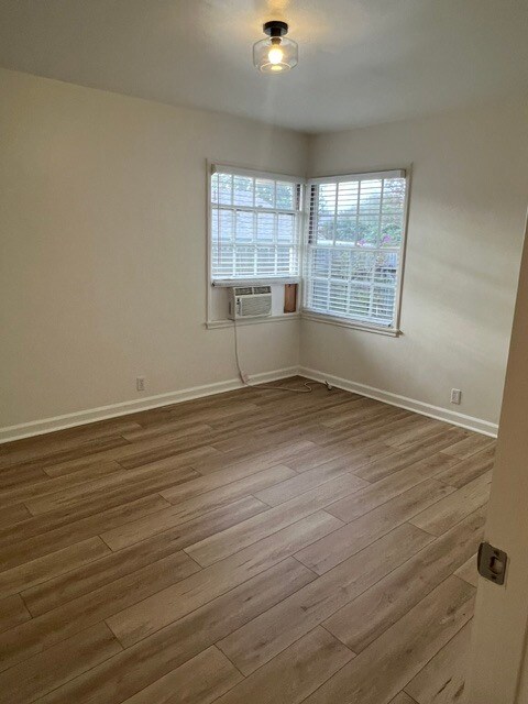 Building Photo - 2563 Treasure Dr