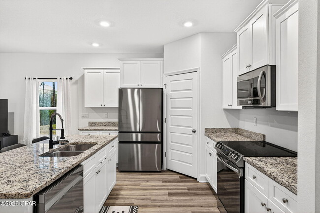 Building Photo - 224 Butler Cv