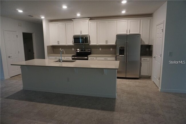 Building Photo - 10155 Grande Lp