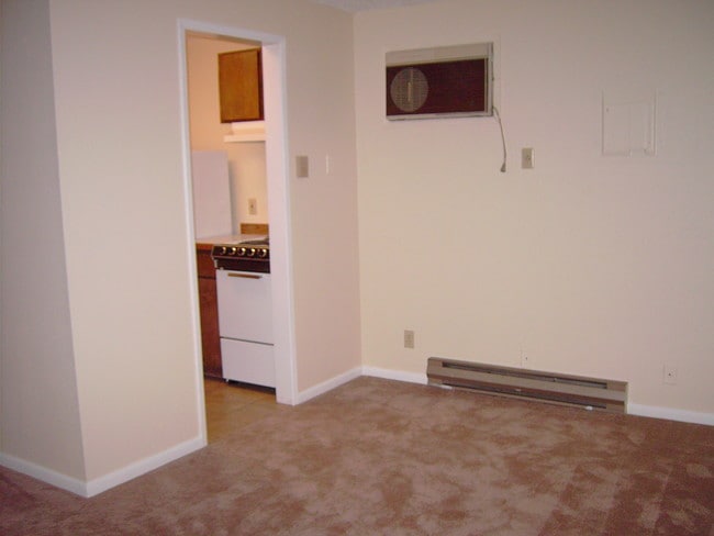Living Room - Starvista Apartments