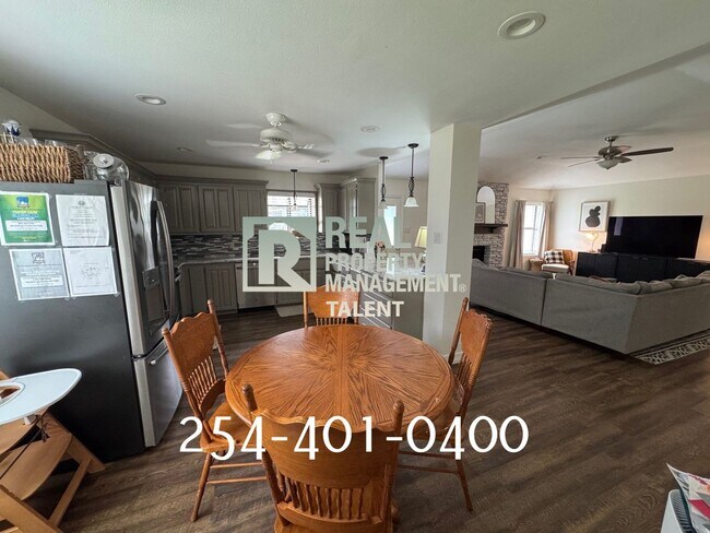 Building Photo - COMING SOON!!! 3-Bedroom, 2-bathroom home ...