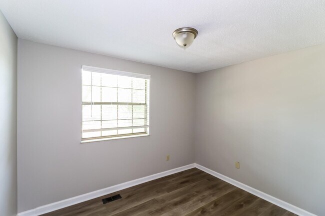 Building Photo - 6801 Autumnhill Ln