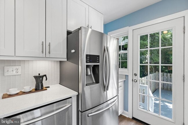 Building Photo - 2613 S Troy St