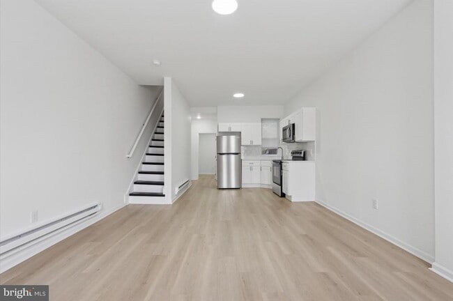 Building Photo - 3930 Parrish St