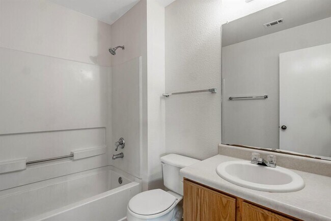 Building Photo - 1302 Gulf Way