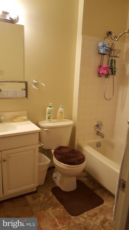Building Photo - 10699 Spring Oak Ct
