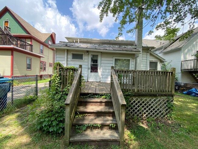 Building Photo - 727 Wheaton Ave