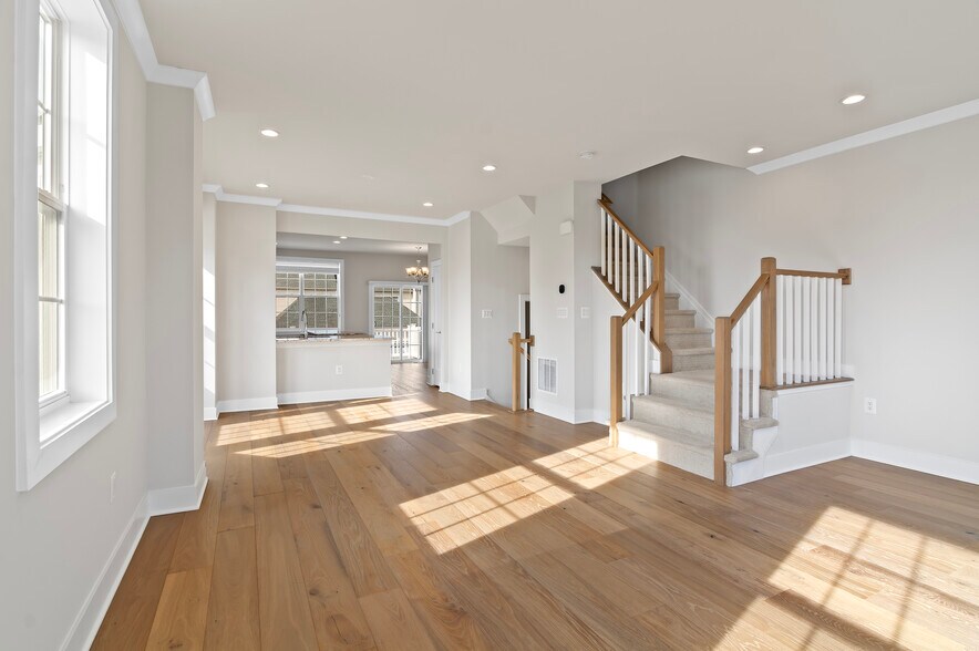 Building Photo - 23149 Dunlop Heights Ter