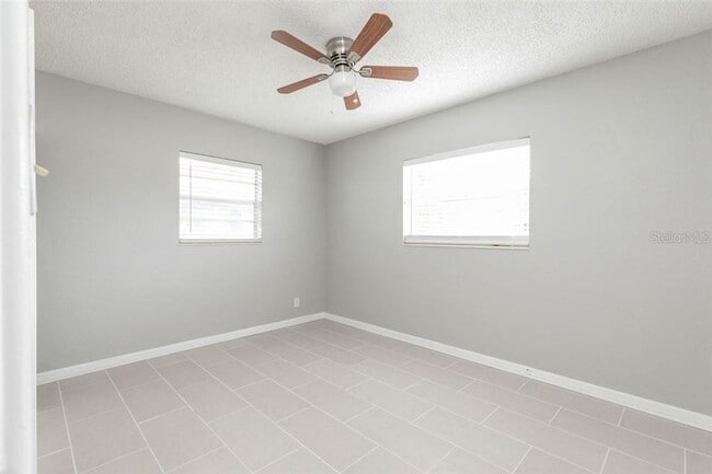 Building Photo - Call Today to Tour This Great 3-bedroom House Available for Rent in Beautiful St Petersburg!