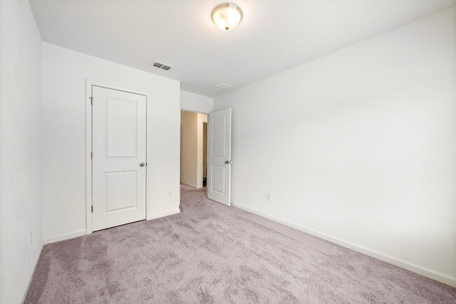 Building Photo - 3188 Delancy St