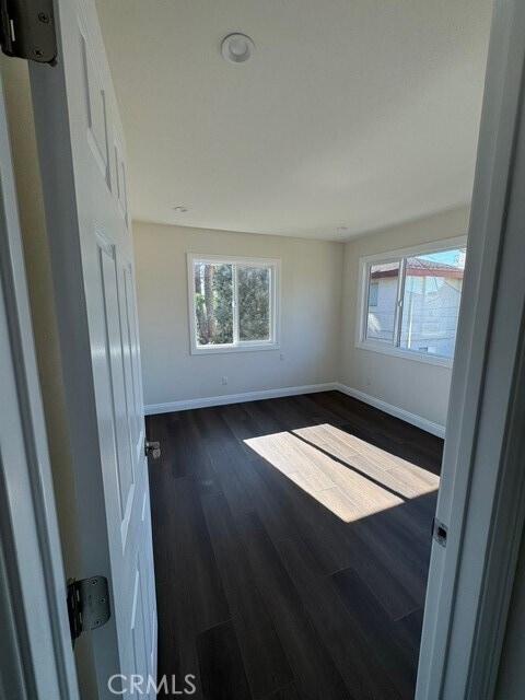 Building Photo - 435 S Hidalgo Ave