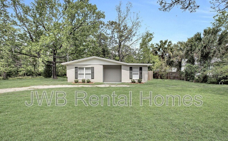 Primary Photo - 3119 Dolly Dr