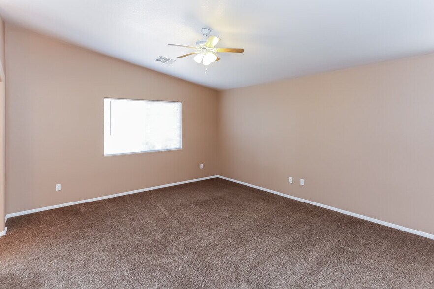 Building Photo - 408 Orchid Oasis Ave