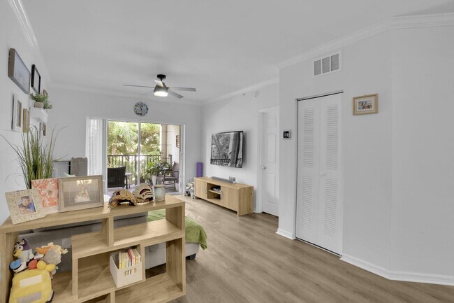 Building Photo - 3301 Tuscany Way