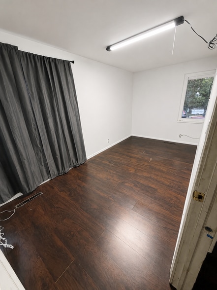 Office - Main Floor - 1134 Cherry Ln