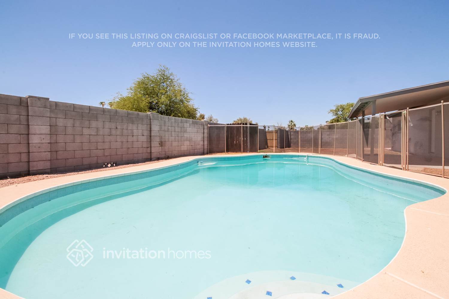 Building Photo - 1821 E La Donna Dr