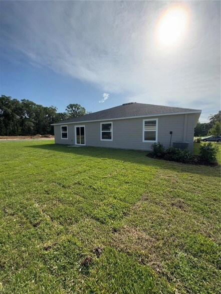Building Photo - 8924 SW 41st Terrace