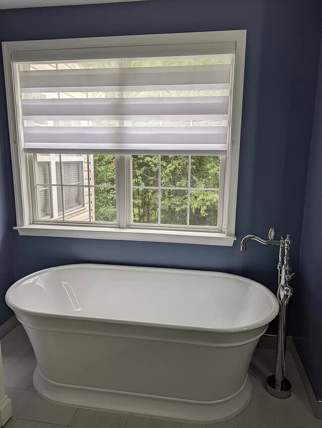 Building Photo - 5708 Governors Pond Cir