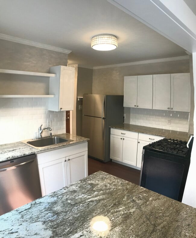 Building Photo - 4510 4th Ave S