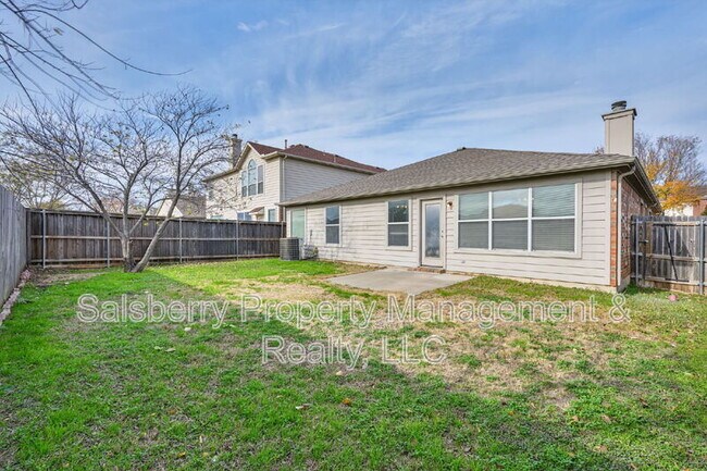 Building Photo - 2545 Prospect Hill Dr